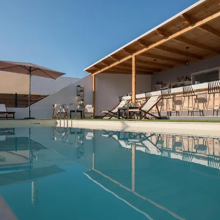 Pasiphae Hotel